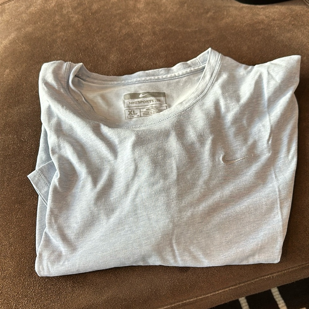 Nike T shirt